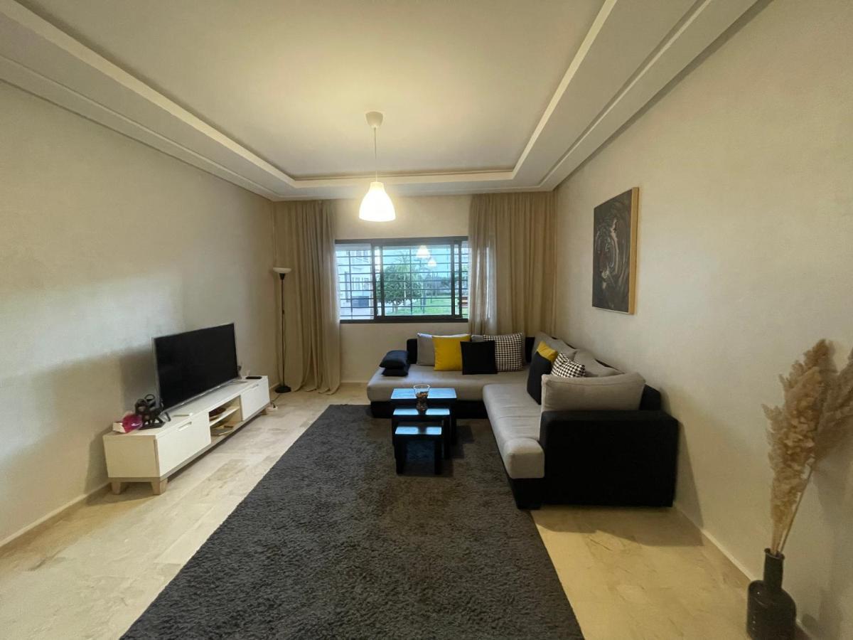 شقة Chic & Cosy Flat Near Airport Lockbox Fast Wifi نواصير المظهر الخارجي الصورة