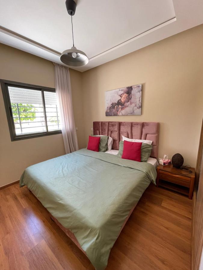 شقة Chic & Cosy Flat Near Airport Lockbox Fast Wifi نواصير المظهر الخارجي الصورة